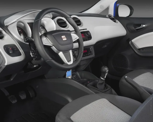 SEAT Ibiza SC 1.4 MT Reference — 2