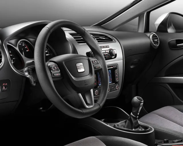SEAT Leon 1.4 MT Reference — 2