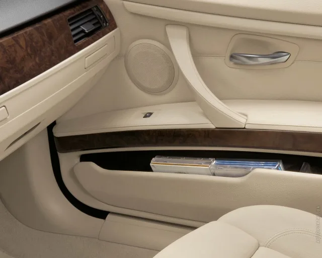BMW 330d Coupe MT — 10