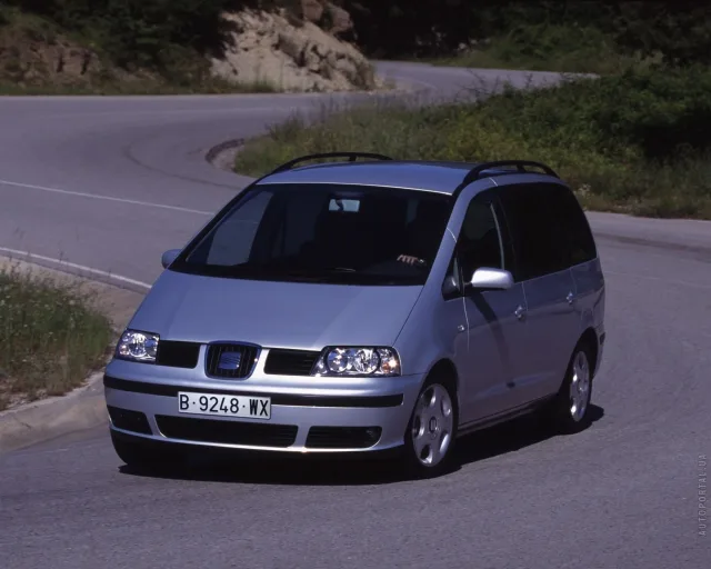 SEAT Alhambra 2000 minivan — 22
