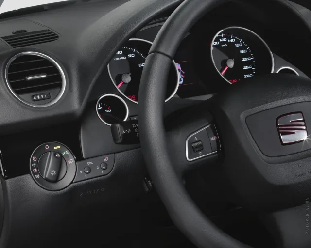 SEAT Exeo 1.6 MT Reference — 4