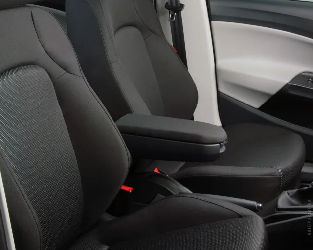 SEAT Ibiza 1.6 MT Reference — 11