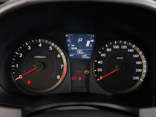 Hyundai Accent 1.6D MT Optima — 14