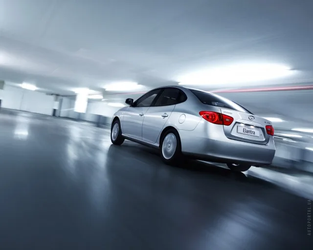 Hyundai Elantra HD седан — 25