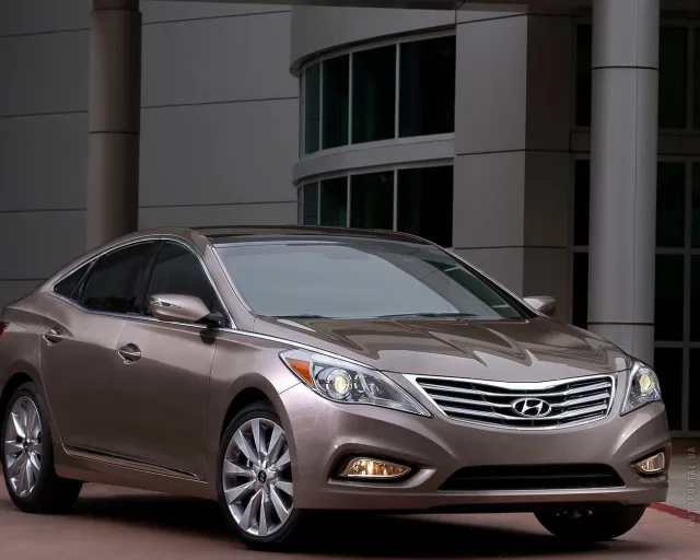 Hyundai Grandeur 2012 (Хюндай, Хундай Грандер) седан — 24