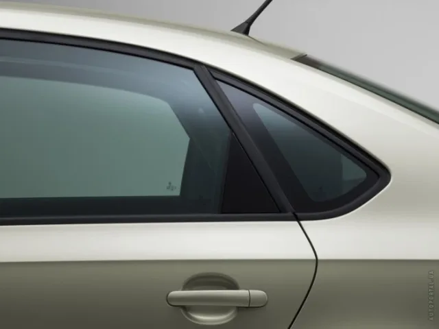 Volkswagen Polo 1.6 MT Style — 23