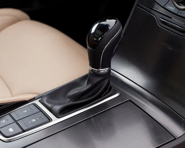 Hyundai Grandeur 2012 (Хюндай, Хундай Грандер) седан — 14