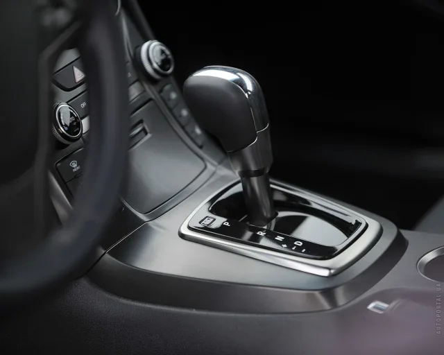 Hyundai Genesis Coupe 2012 купе — 4