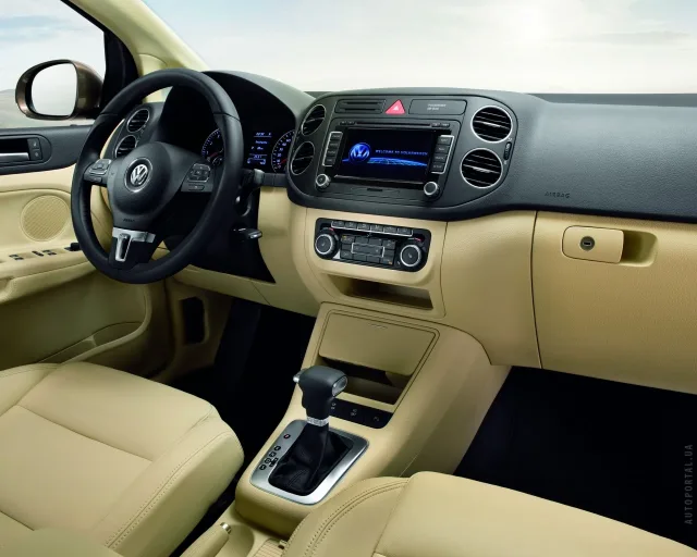 Volkswagen Golf Plus мікроавтобус — 2