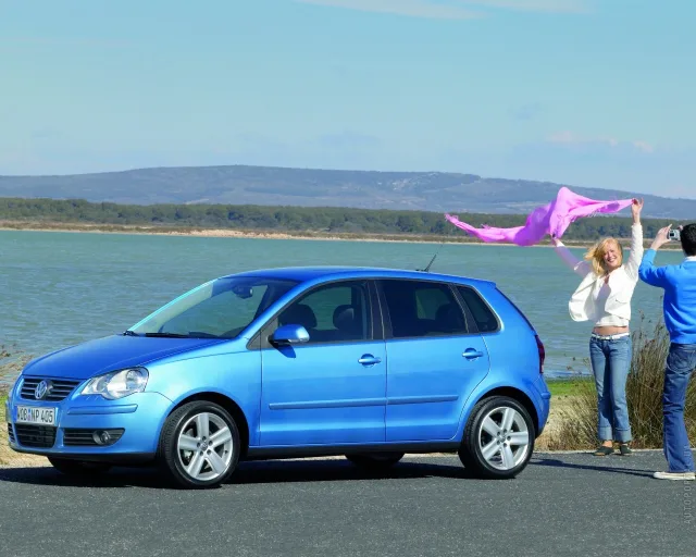 Volkswagen Polo 9N (Фольксваген Поло) 5-ти дверный хэтчбек — 18