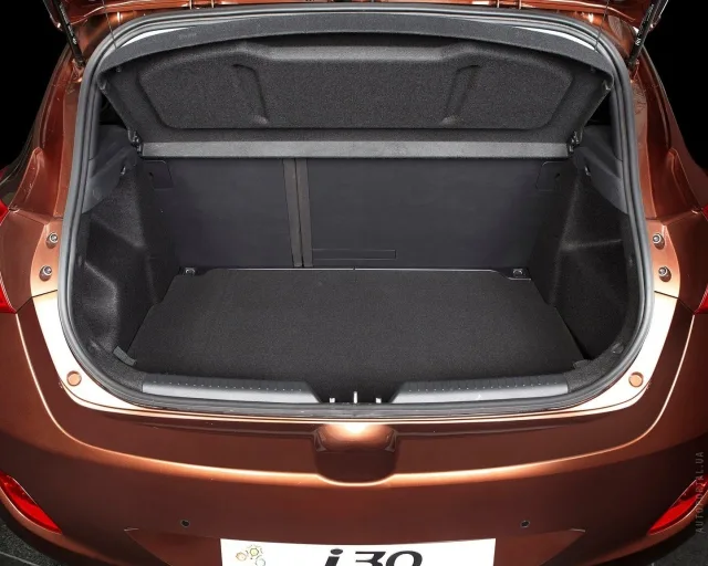 Hyundai i30 2012 (Хюндай, Хундай и30) хэтчбек — 7