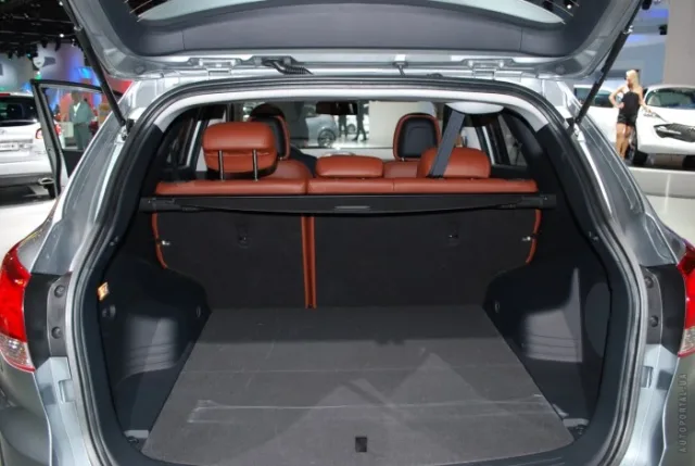 Hyundai ix35 2.0 4WD AT Comfort — 3