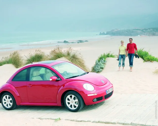 Volkswagen New Beetle 1.8T MT Highline — 3
