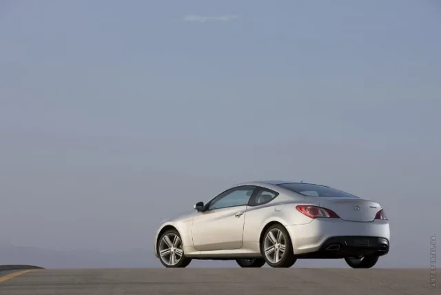 Hyundai Genesis Coupe 2008 купе — 8