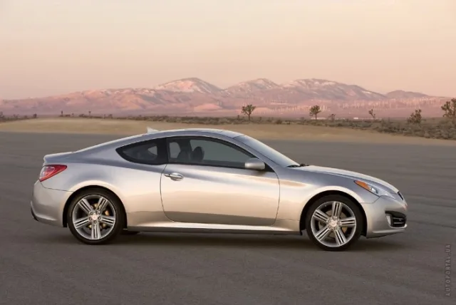 Hyundai Genesis Coupe 2008 купе — 16
