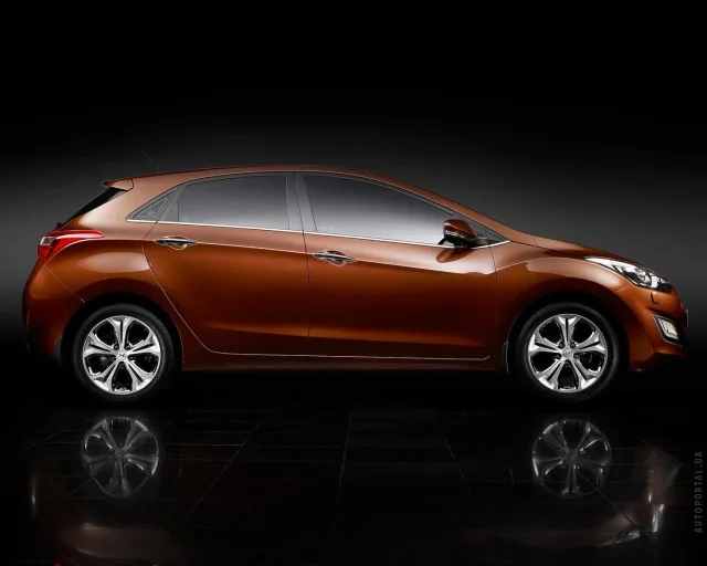 Hyundai i30 2012 (Хюндай, Хундай и30) хэтчбек — 13