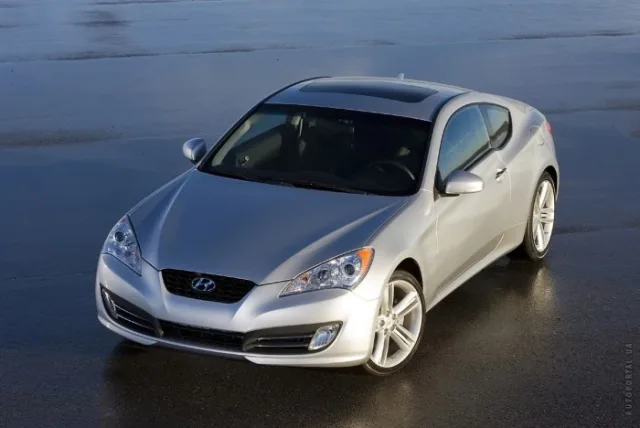 Hyundai Genesis Coupe 2008 купе — 9