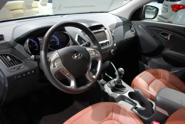 Hyundai ix35 2.0 4WD AT Comfort — 9