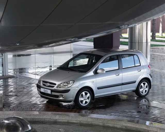 Hyundai Getz 5-дверний хетчбек — 10