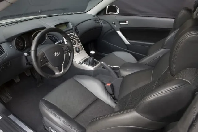 Hyundai Genesis Coupe 2008 купе — 2