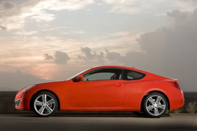 Hyundai Genesis Coupe 2008 купе — 10