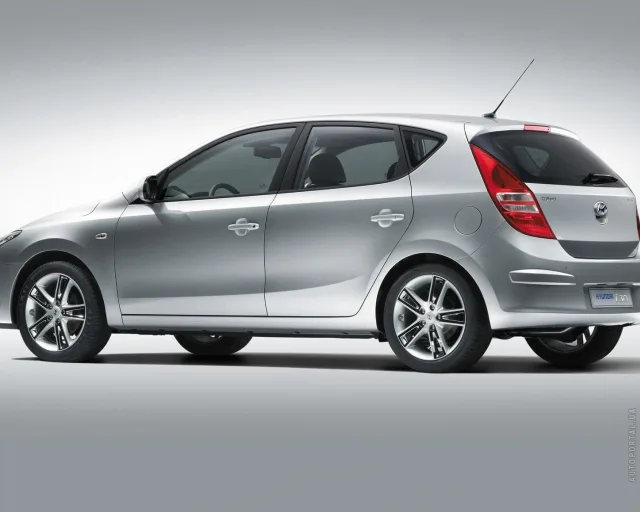 Hyundai i30 2008 хетчбек — 14