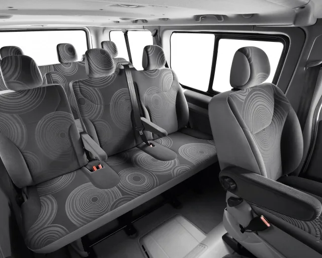 Renault Trafic 2012 мінівен — 18