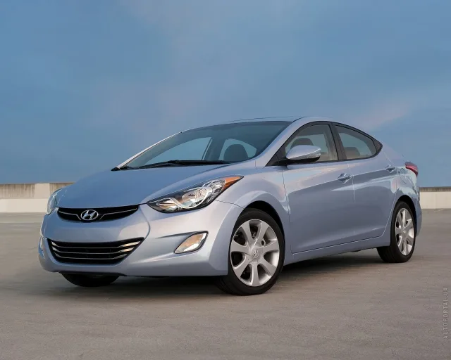 Hyundai Elantra MD седан — 22