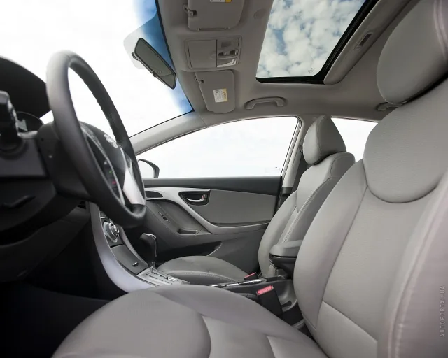 Hyundai Elantra MD седан — 7