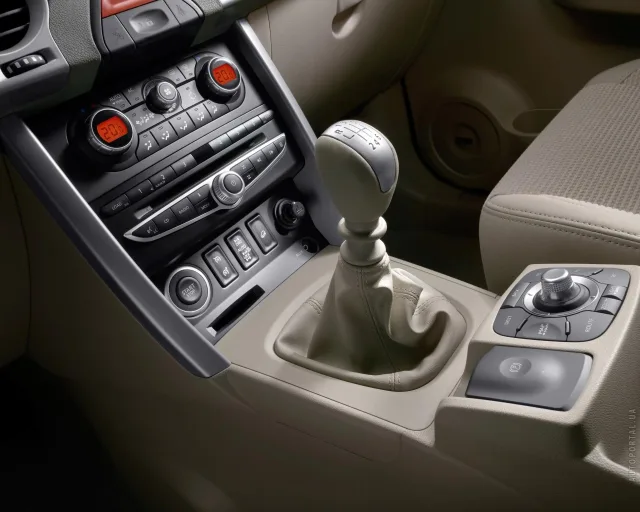 Renault Koleos 2008 кросовер — 14