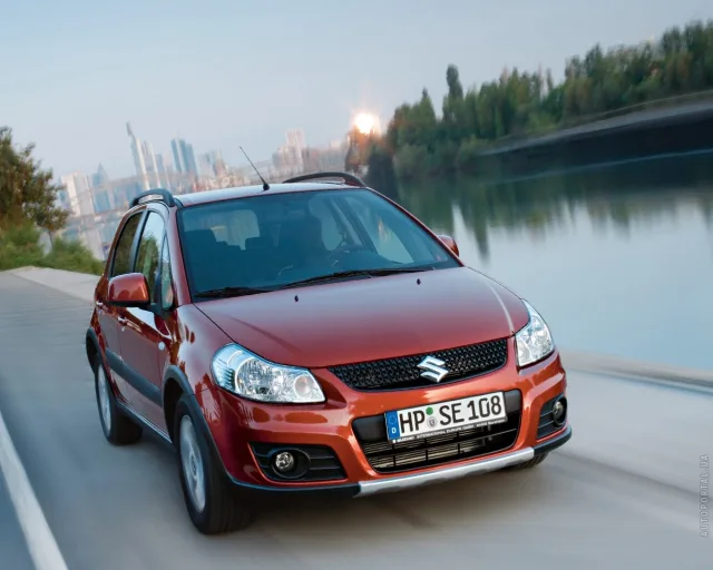 Suzuki SX4 1.6 AT — 4