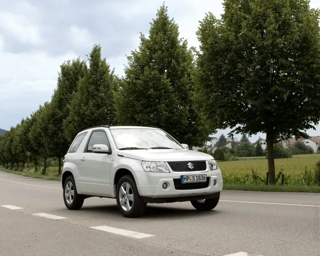 Suzuki Grand Vitara MC 2.4 AT — 8