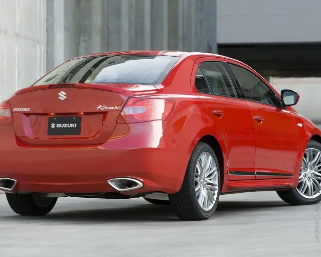 Suzuki Kizashi седан — 9