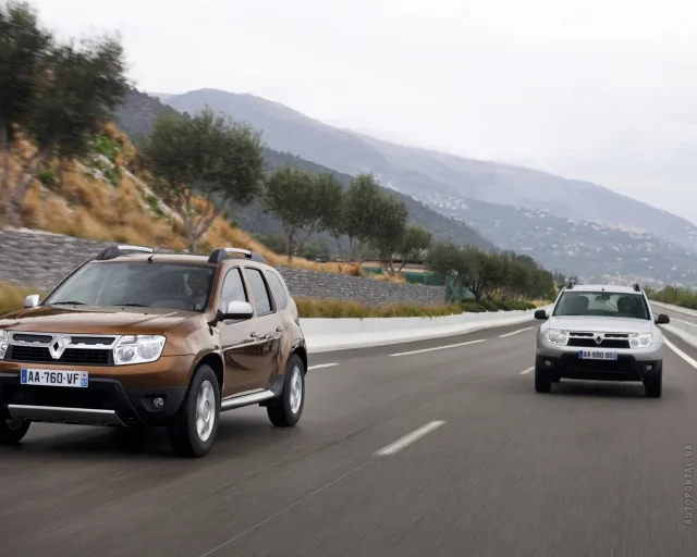 Renault Duster 2010 crossover — 25