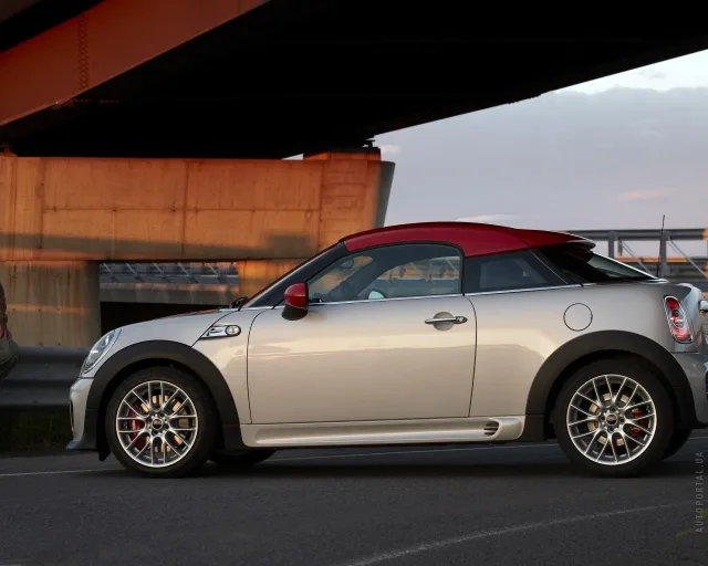 MINI Cooper Coupe хетчбек — 24