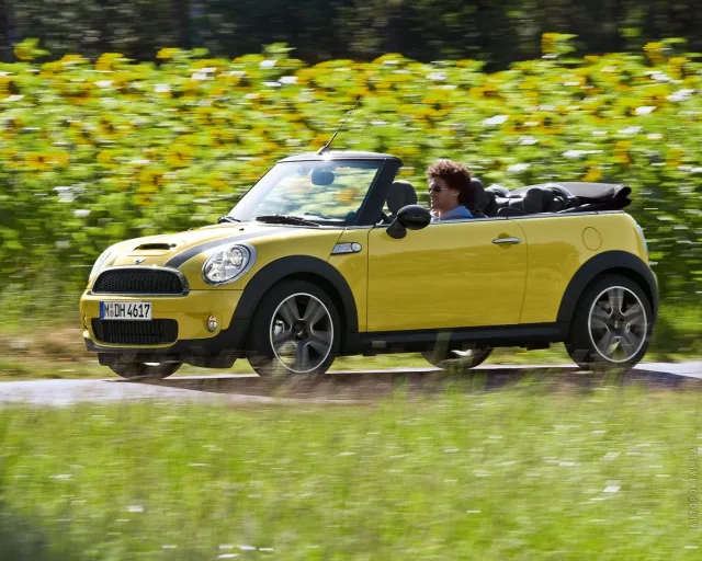 MINI Cooper S convertible — 24