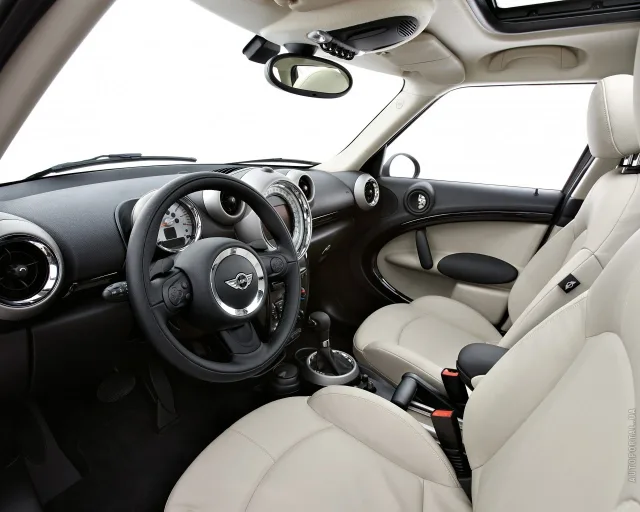 MINI One Countryman (Мини Ван Кантримен) кроссовер — 10