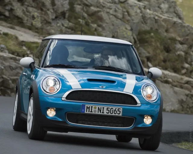 MINI Cooper S хетчбек — 8