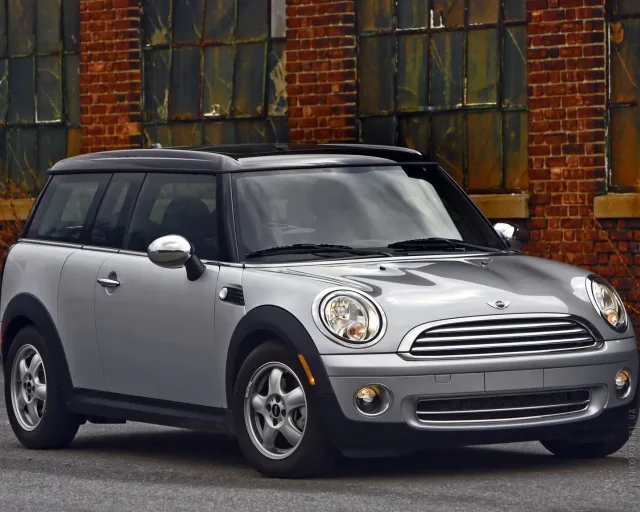 MINI One Clubman (Мини Ван Клабмен) универсал — 18