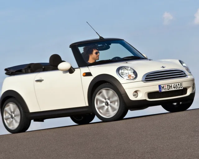 MINI Cooper 1.6 MT — 18