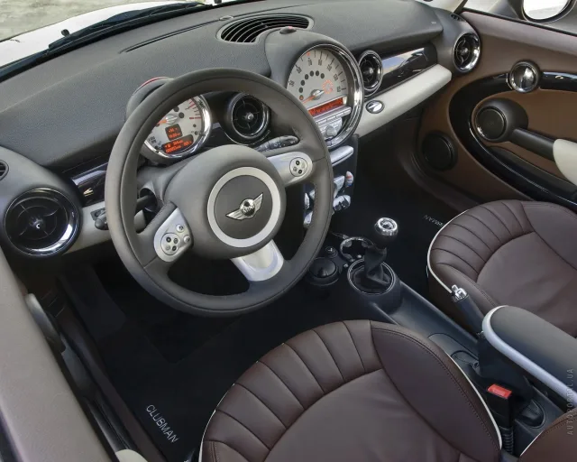 MINI One Clubman (Мини Ван Клабмен) универсал — 12