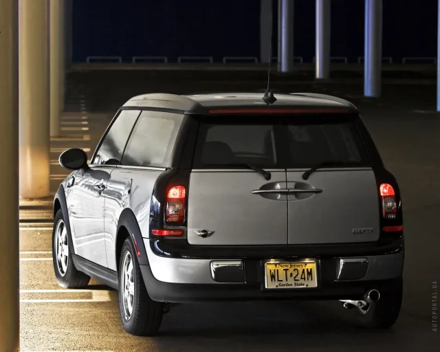 MINI One Clubman (Мини Ван Клабмен) универсал — 20