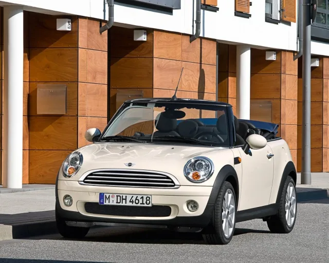 MINI Cooper 1.6 MT — 15