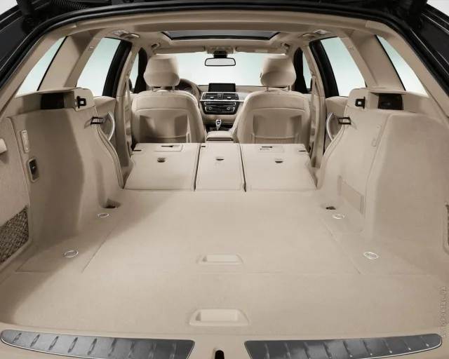 BMW 3 Series Touring 2012 (БМВ 3 Серии Туринг) универсал — 12