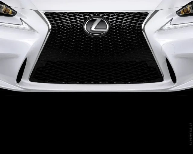 Lexus IS 2013 sedan — 14