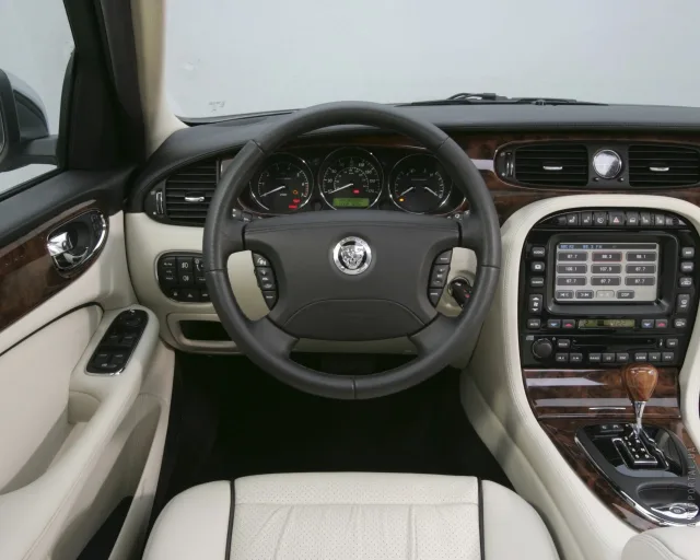 Jaguar XJ 3.5 AT Executive — 20