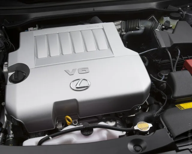 Lexus ES 2012 sedan — 11