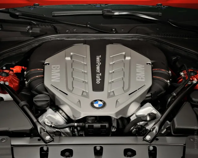 BMW 6 Series Coupe coupe — 24