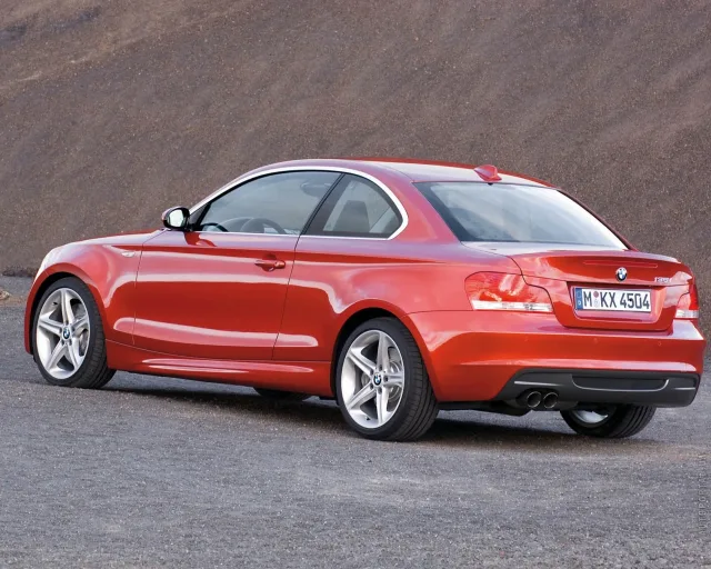 BMW 223d Coupe MT — 13