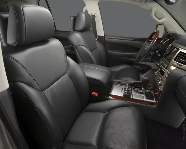 Lexus LX 2012 SUV — 5